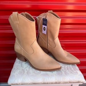 Universal Thread Denise Western Boots
